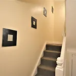 London Modern One Bedroom Apartment